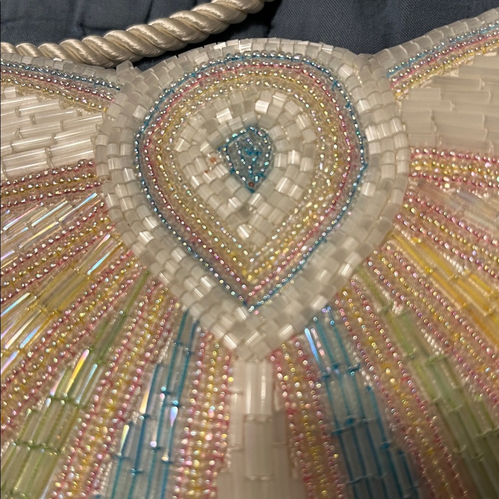 Handcrafted unique pastel sequined bag - Picture 4 of 10